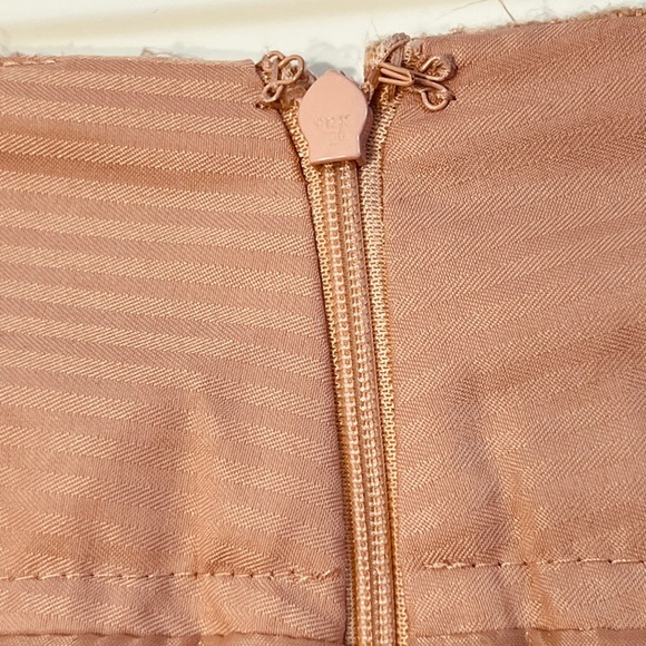 🩷 The Limited Pink Tweed Mini Skirt - Size 12 - Picture 5 of 8